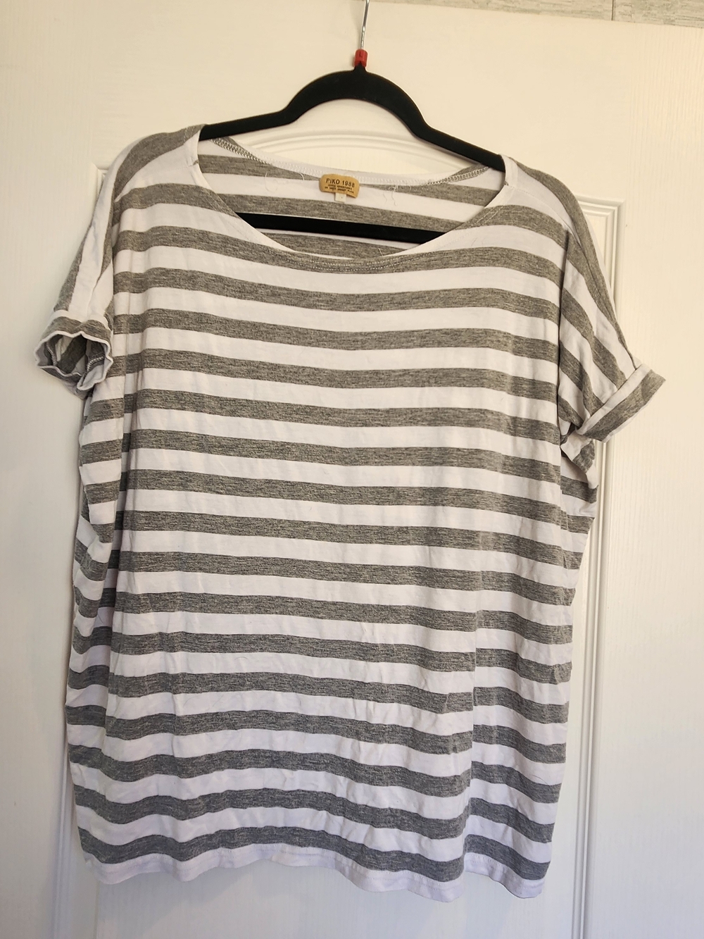 Piko 1988 Gray & White Striped Short-Sleeve Top M Euc